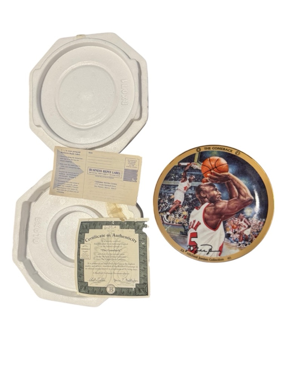 The Bradford Exchange “The Comeback” Michael Jordan 1996 decorative plate.